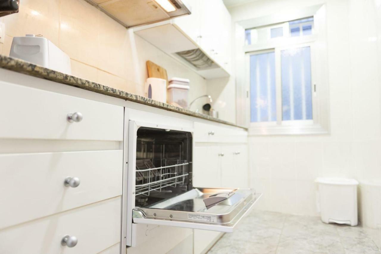 Cosy Apartment Fira Barcelona L'Hospitalet de Llobregat Bagian luar foto